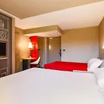 Hotel Ibis Est La Cité