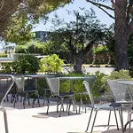 Ibis Est La Cite 호텔