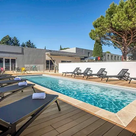 Ibis Est La Cite 3* Carcassonne