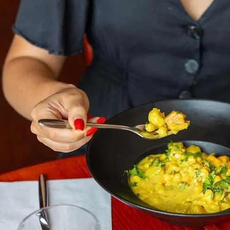 Hotel Ibis Est La Cite