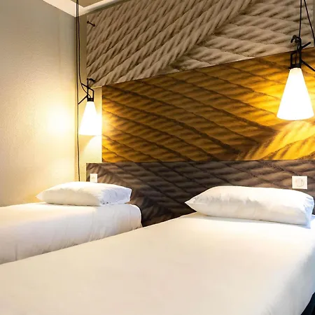 Ibis Est La Cite Отель Каркассон