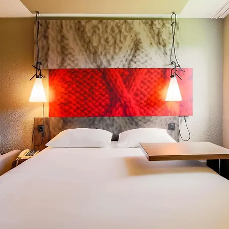 Ibis Est La Cite Отель 3*
