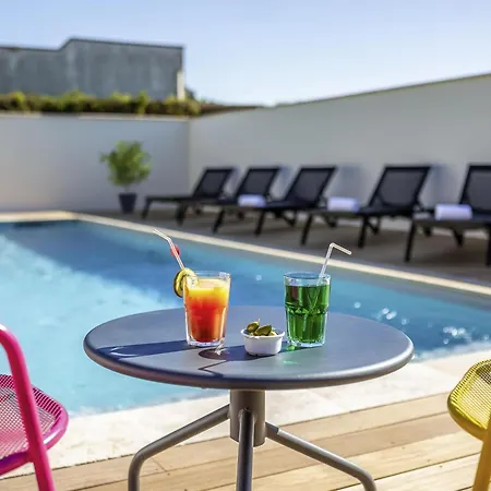Ibis Est La Cite Отель Каркассон