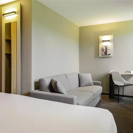 Ibis Est La Cite Отель 3*