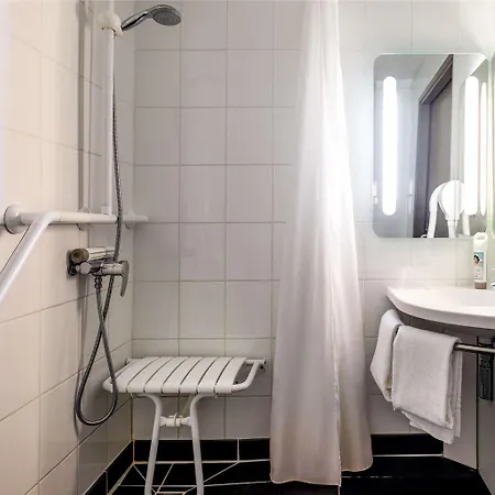 Отель Ibis Est La Cite 3*