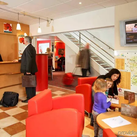 מלון Ibis Est La Cite 3*