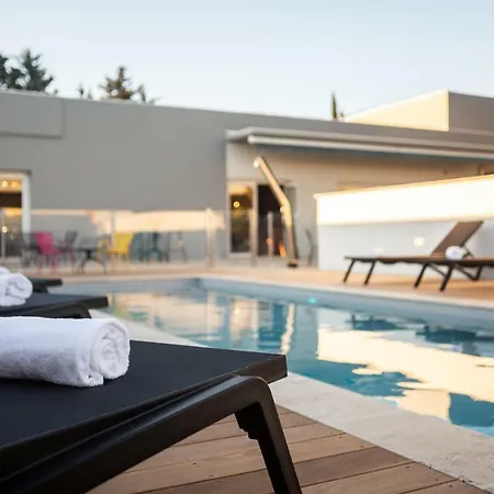 Hotel Ibis Est La Cite Carcassonne