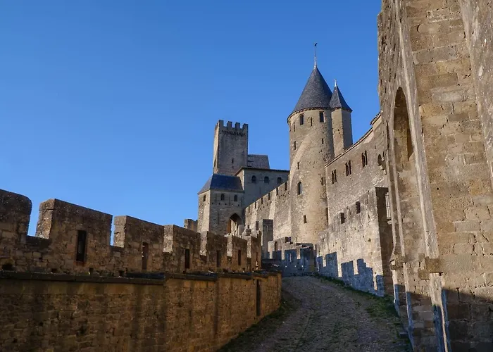 Ξενοδοχείο Ibis Est La Cite Καρκασόν