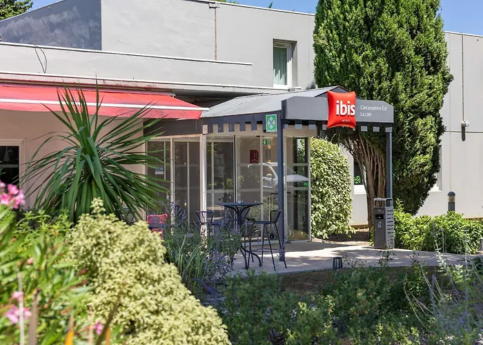 Otel Ibis Est La Cite 3*