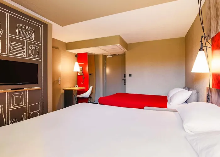 Otel Ibis Est La Cite