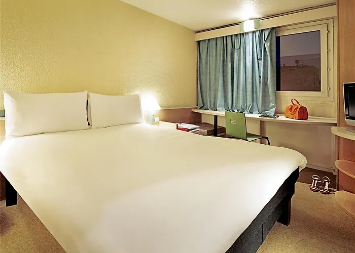 Otel Ibis Est La Cite Carcassonne
